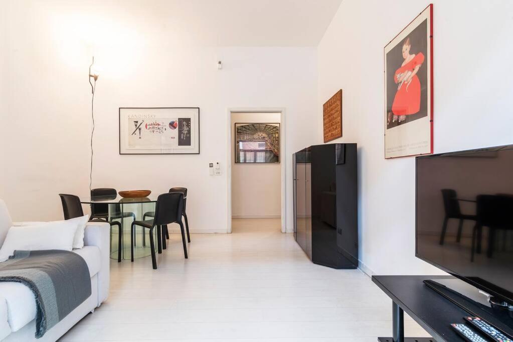 Anita Flexyrent Apt In Brera District A.C. Wifi Milán Exteriér fotografie