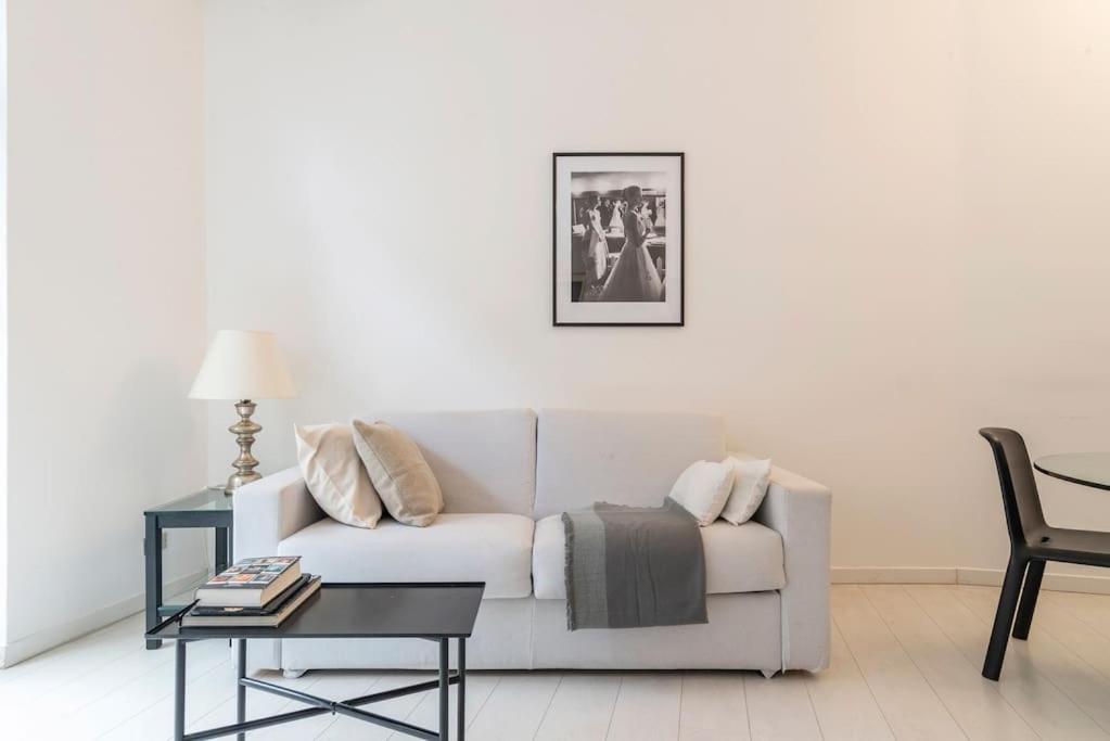 Anita Flexyrent Apt In Brera District A.C. Wifi Milán Exteriér fotografie